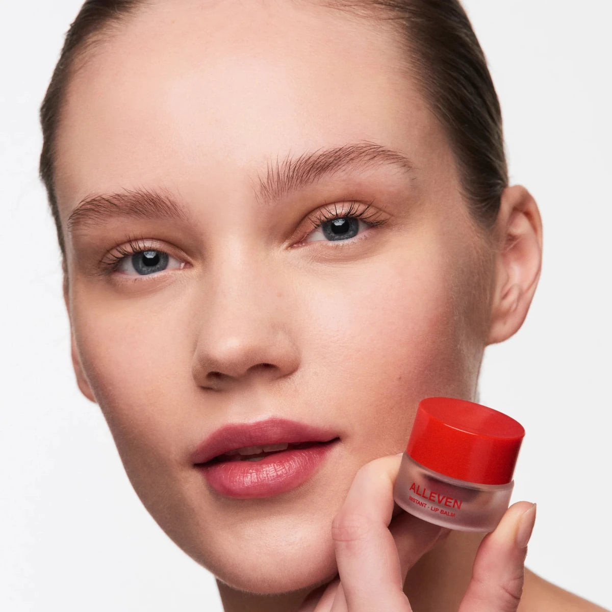 ALLEVEN Instant Lip Balm Red | Hydrating Tinted Lip Treatment 5g - END Nutrition