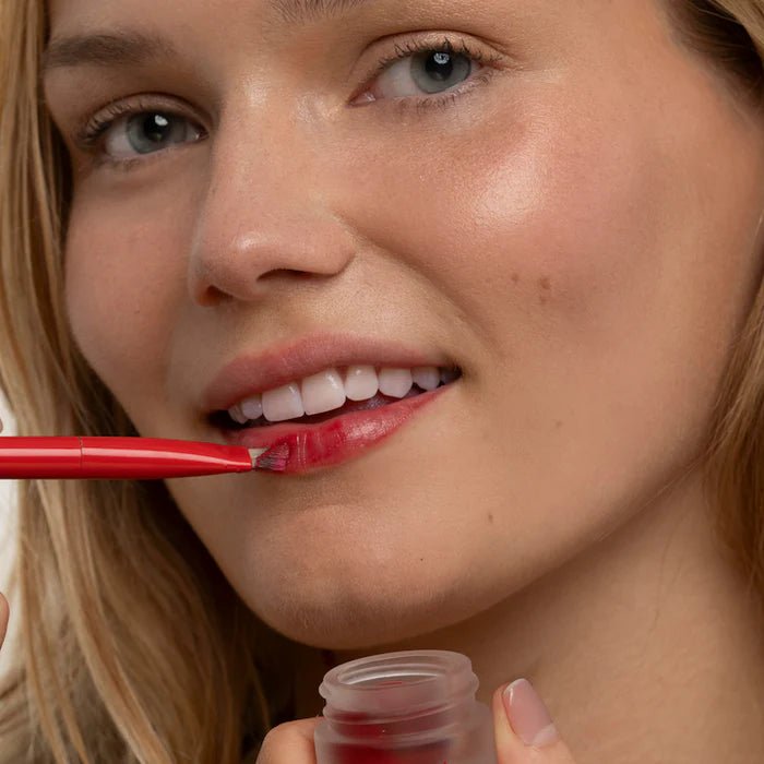 ALLEVEN Instant Lip Balm Red | Hydrating Tinted Lip Treatment 5g - END Nutrition